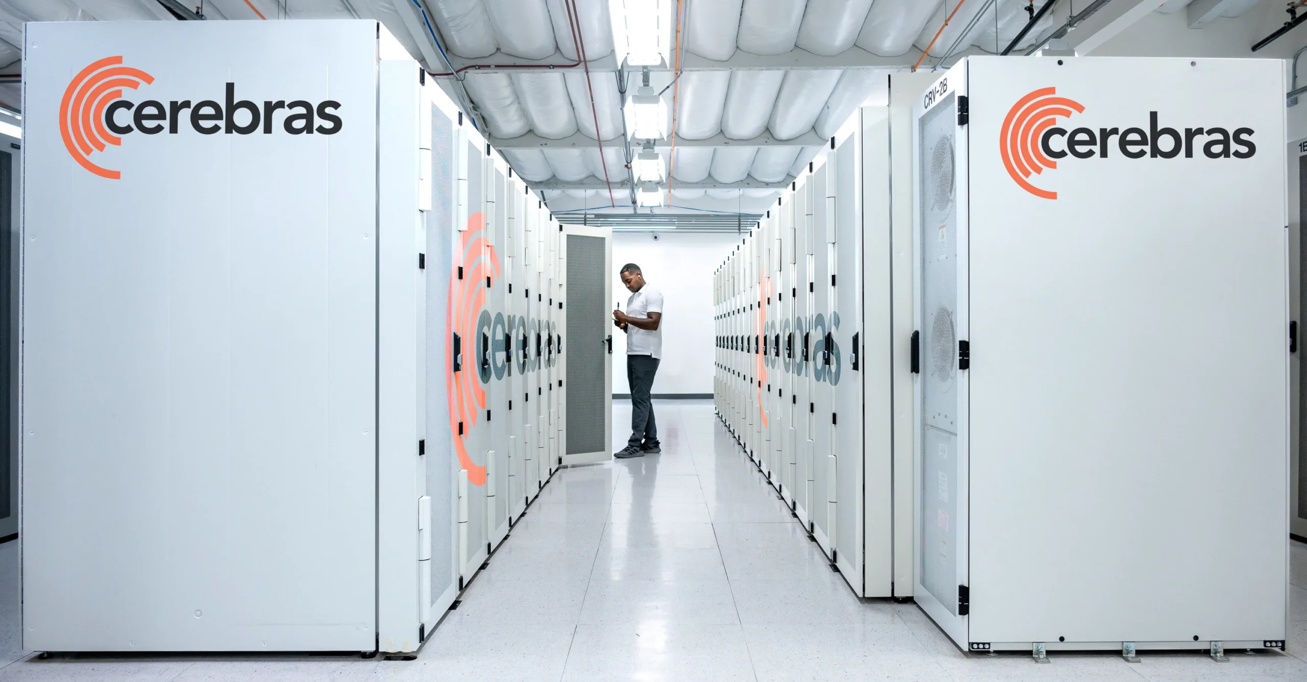 Cerebras Falls to $146.62, Below Its $185 IPO Price –…